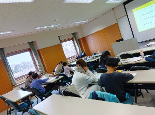 茨城県県西生涯学習センターにて、キッズ・マネー・ステーション認定講師の野田敬子が「親子おこづかい会議」を開催しました